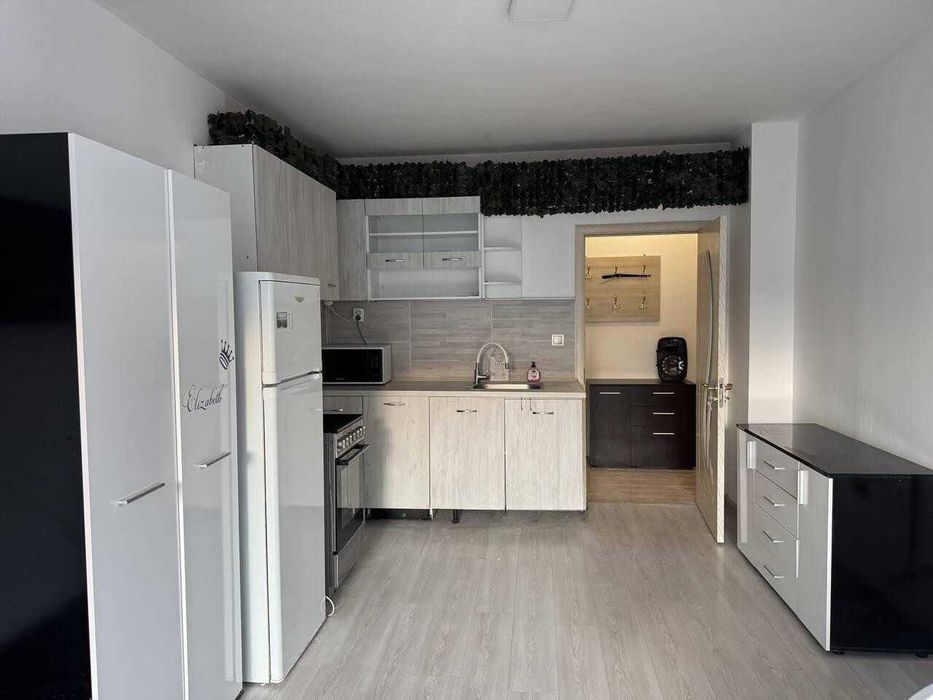 Дава се под наем Тристаен апартамент в Пловдив, Каменица 1 - 80 кв.м за 499 € - Снимка #3