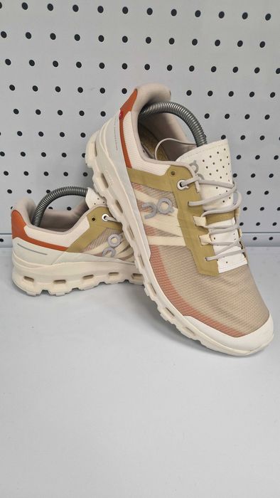 Оригинални маратонки- On