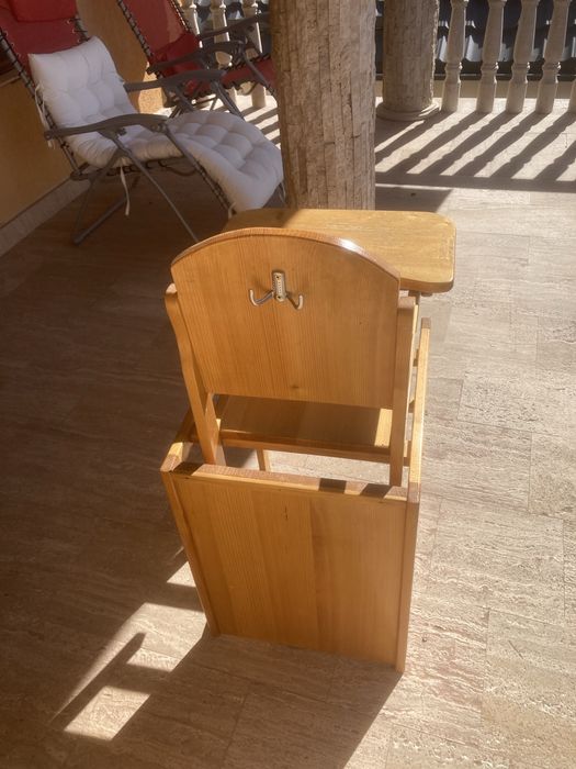 Vand scaunel cu masuta pentru copii