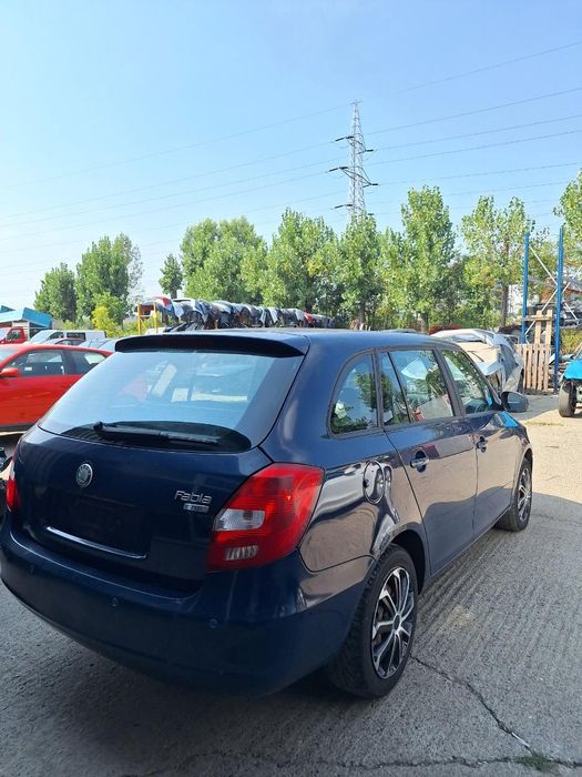 Dezmembrez Skoda Fabia Combi 545 2010 1.6 Tdi Cayb 66Kw|90Hp