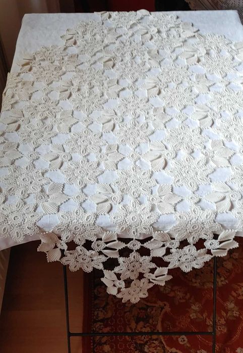 Fata de masa crosetata