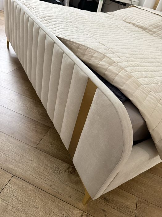 Продам кровать 1,8*2м б/у