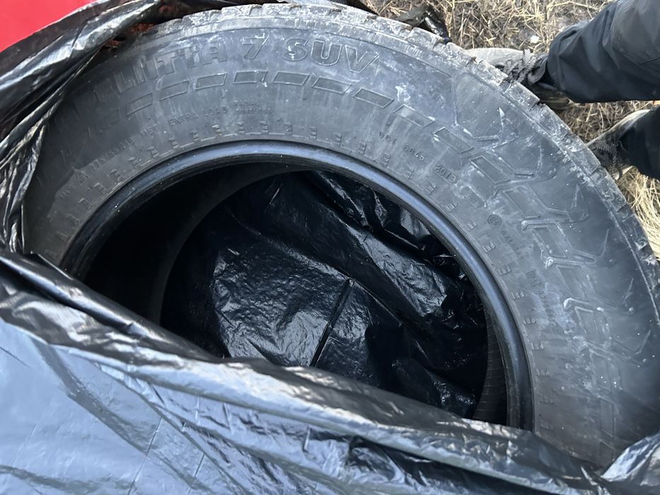 Продам автошины R19