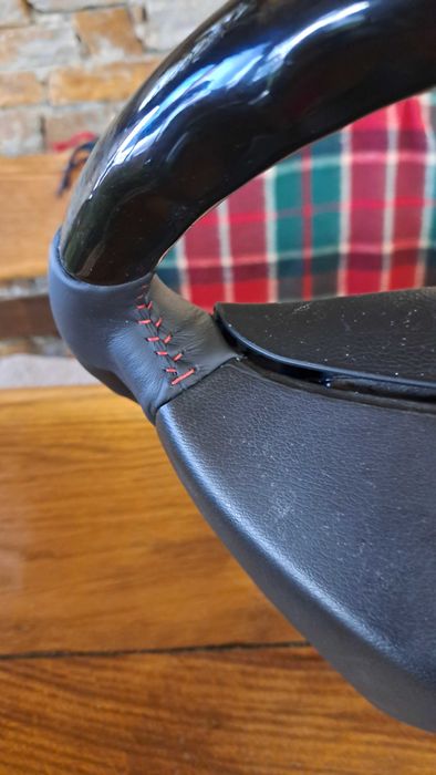 Волан за г 463 с нова естествена кожа и махагон!