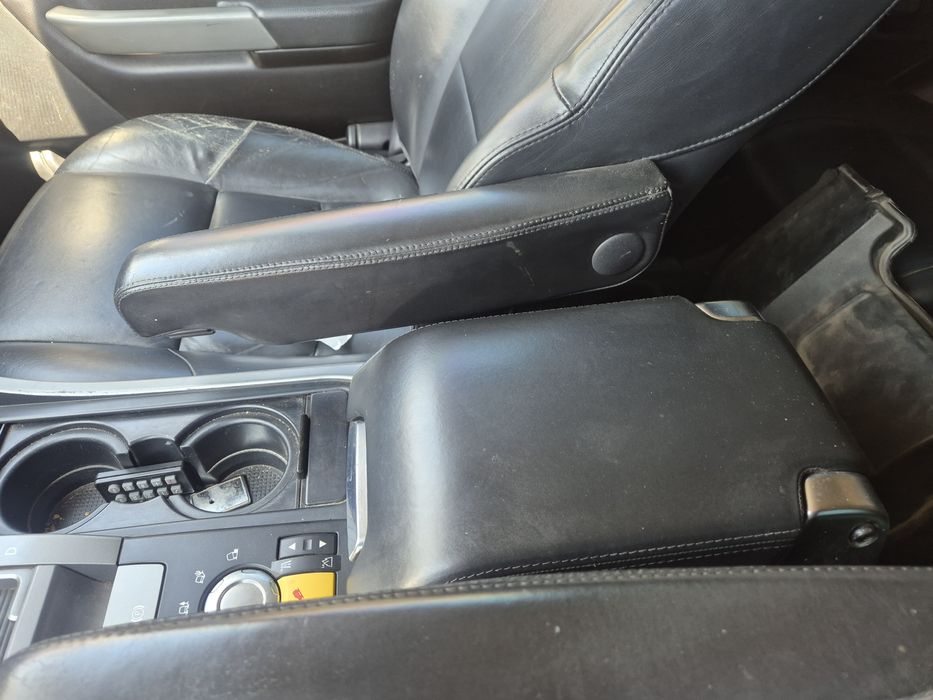 Продавам на части