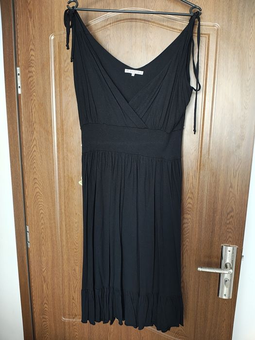 Rochie neagră de vară