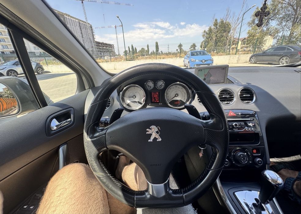 Vand peugeot 308 1.6hdi an 2013