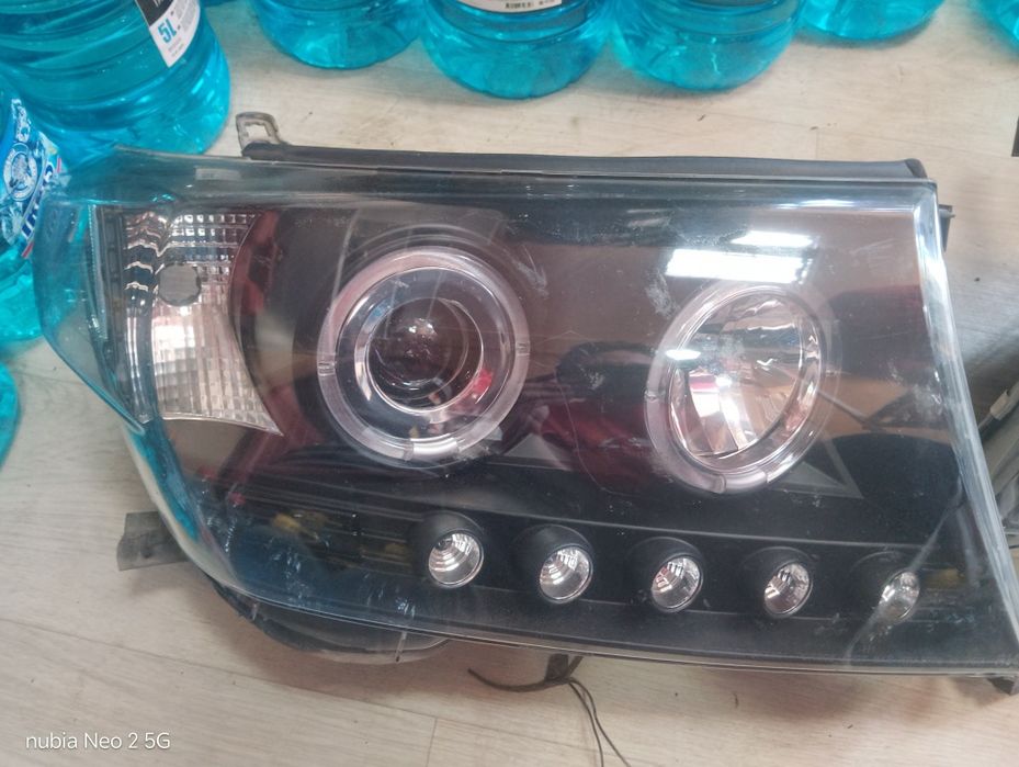 Продам фары Land Cruiser 200 ,2008г