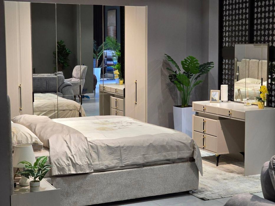 Спальный гарнитур премиум