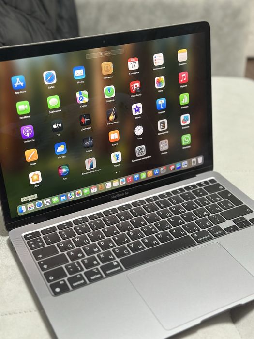MacBook air 13  2020