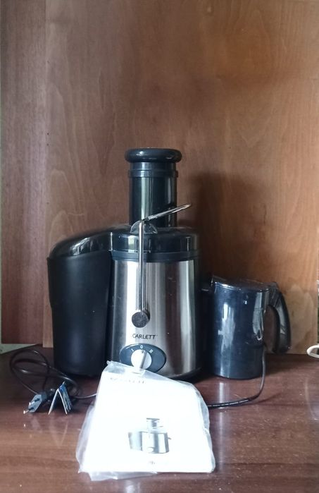 Продам соковыжималку