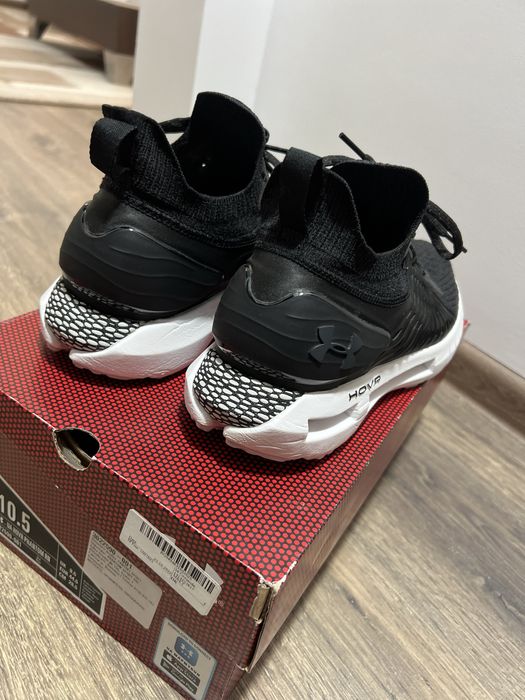 Pantofi Under Armour Phantom 2 adidasi