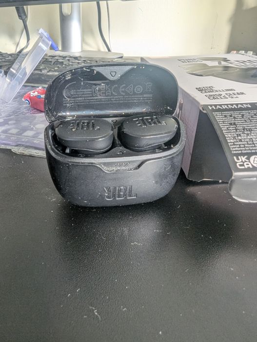 JBL Tune Buds Anc