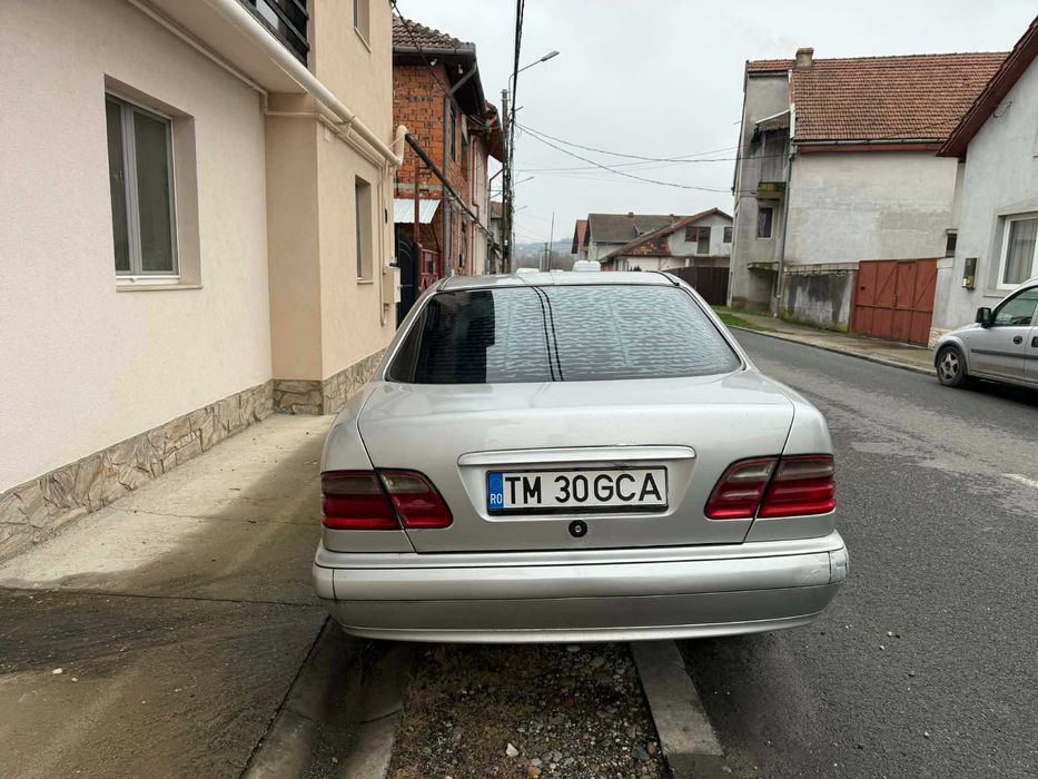 Mercedes Benz E 200 CDI