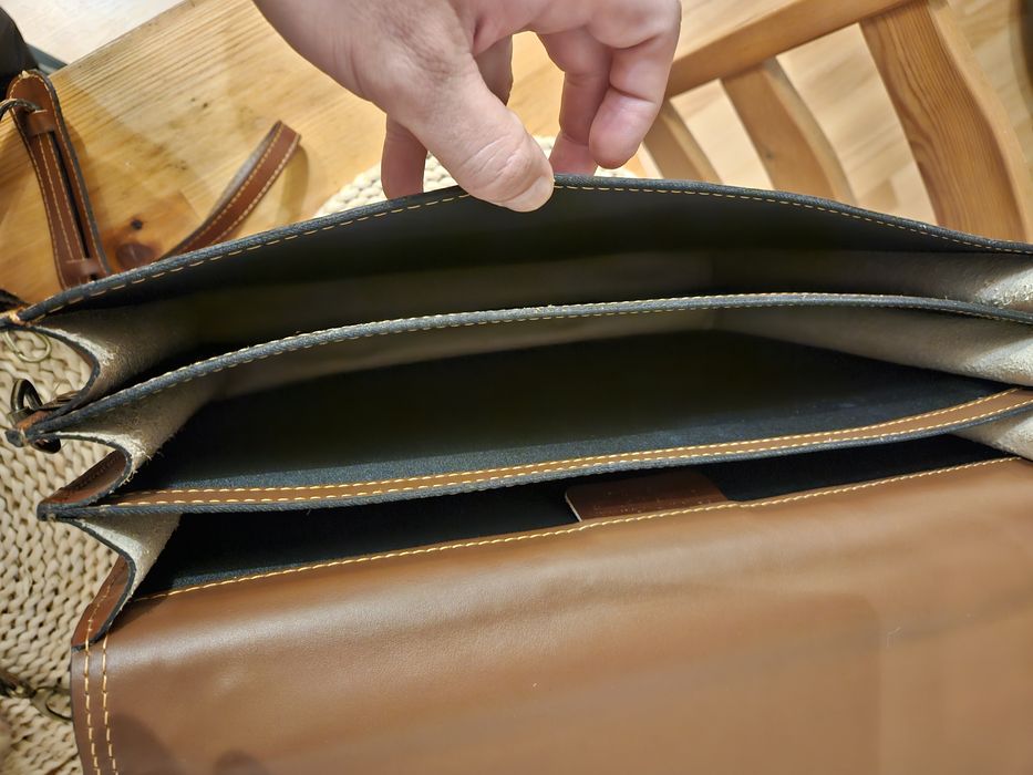 Servieta laptop / geanta piele laptop noua!