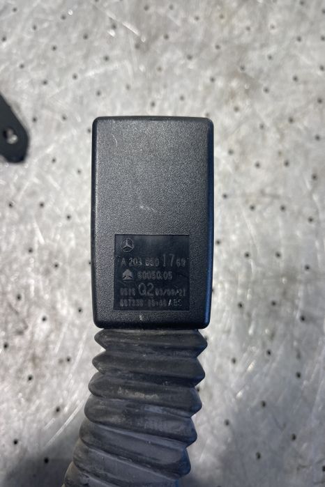 Teaca centura siguranta spate stanga A2038601769 Mercedes-Benz C-Clas