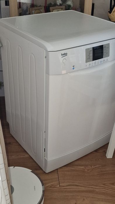 Mașina spalat vase Beko