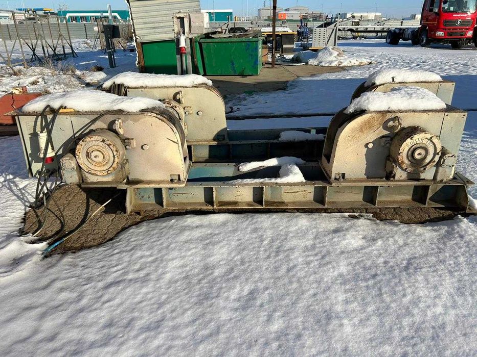 Переставной сварочный роликовый вращатель