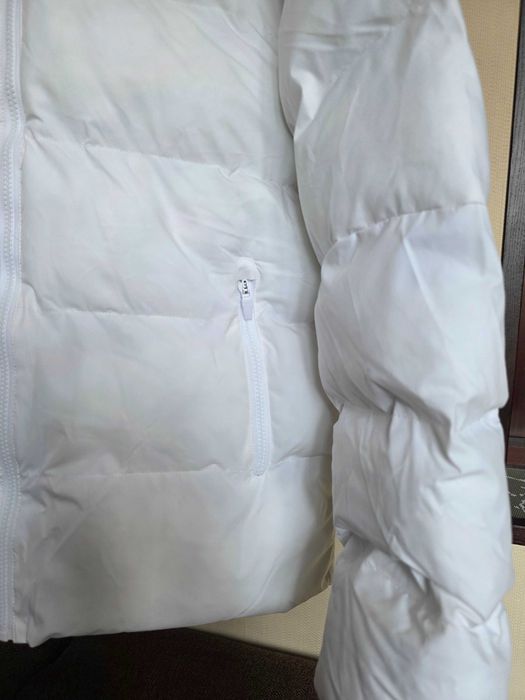 Новая зимняя куртка Kelme.