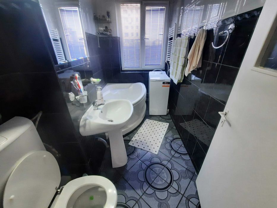 Propietar, inchiriez apartament decomandat 2 camere – zona Piața Sud