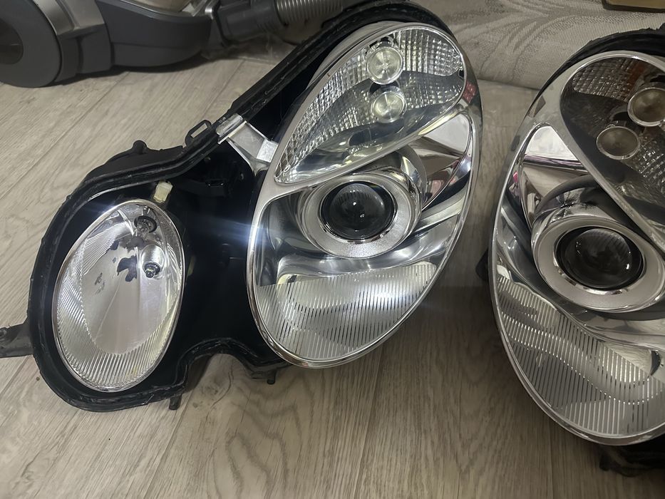 Фары на Мерс w211 Би лед линзы новые