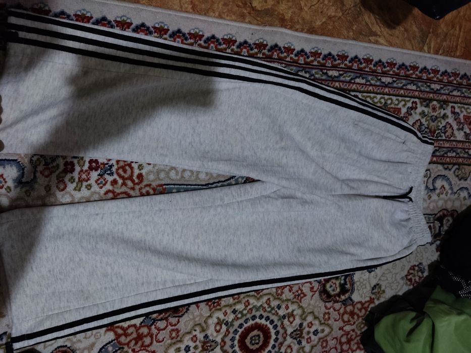 Продам женский трико.