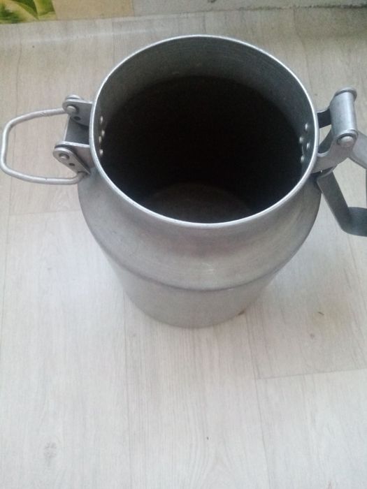 Продам алюминевую флягу