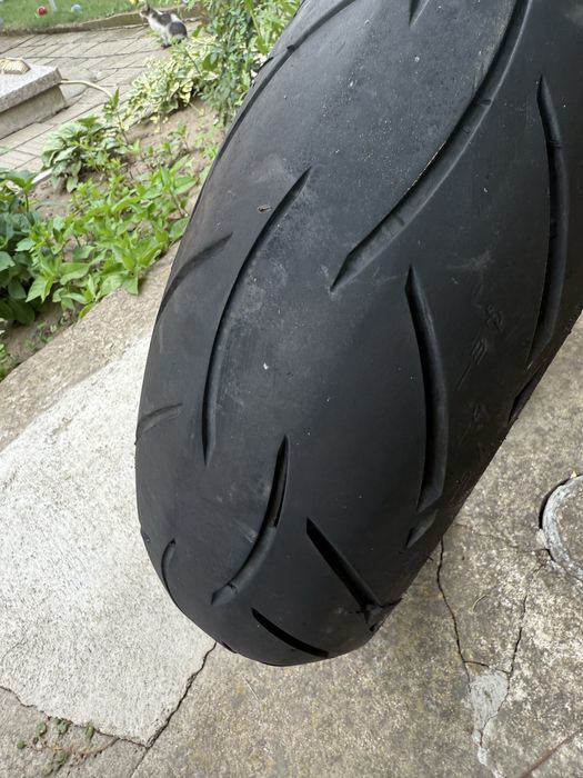 Гуми 160 60 17и 120 70 17METZELER