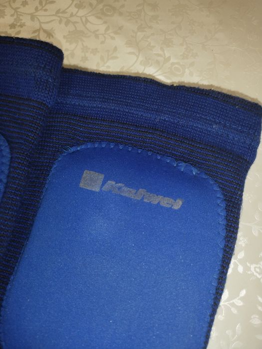 Продам наколенники в хорошем состоянии