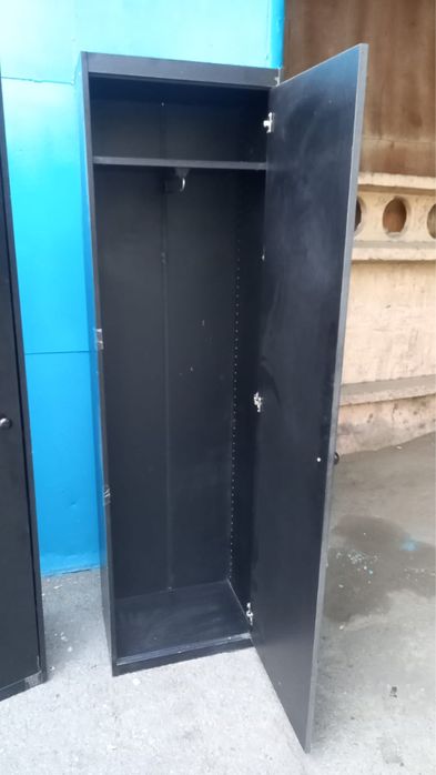 Шкаф для одежды, документов и тд