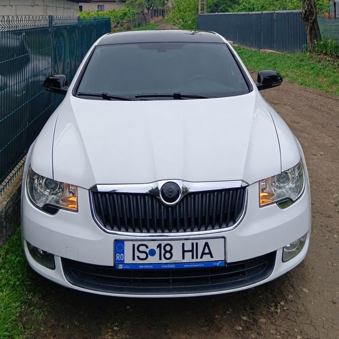 SKODA Superb 2012 — imagine 3