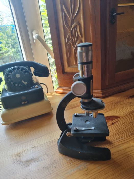 Microscop în stare bună