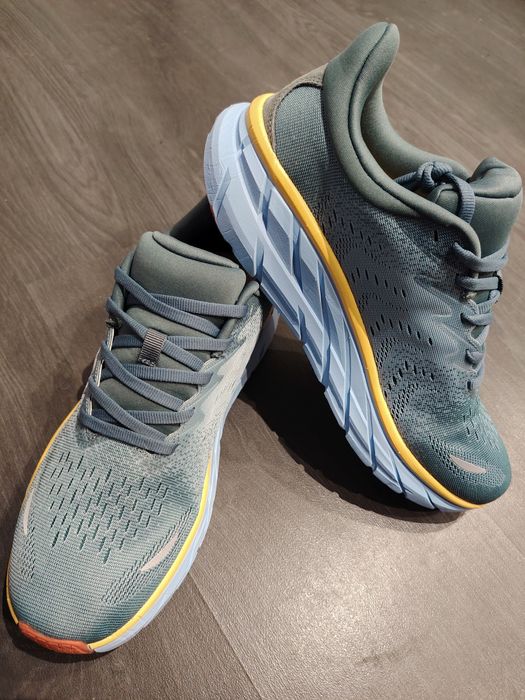 Маратонки за бягане