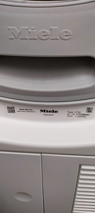 Mașină de spălat rufe și uscător Miele