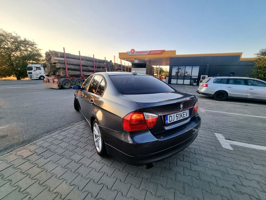BMW Seria 3 E90/2.0D/M47/163cp/Automată/ Xenon/ Navi Mare/Automată