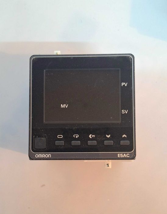 Regulator Temperatura Omron E5AC-CX4A5M-013