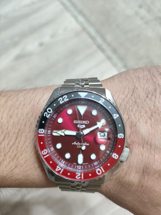 Seiko 5 Sports GMT