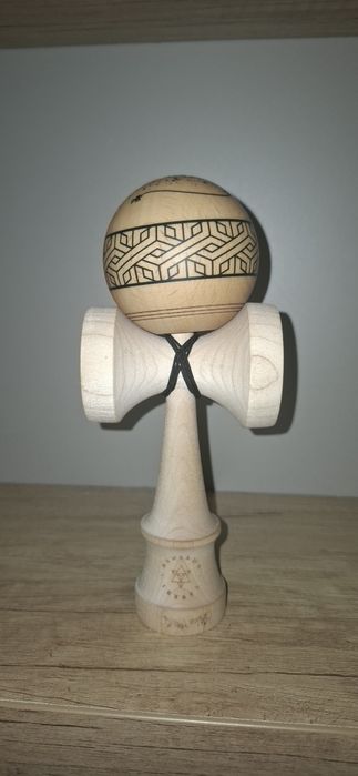Kendama Israel Takuya Champ Mod - Beech, RHINO CLEAR