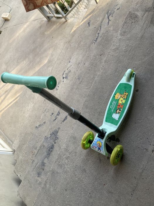 Детский сомокат маленький