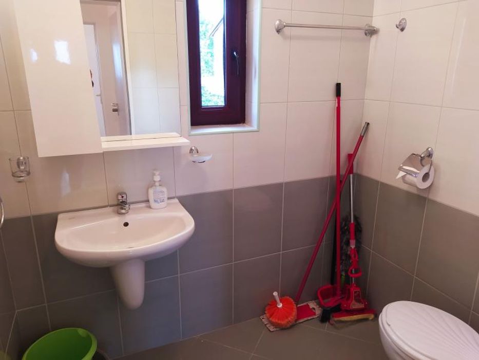 Дава се под наем Тристаен апартамент в Ахелой - 85 кв.м за 690 € - Снимка #18