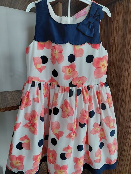 Продам платье на девочку.