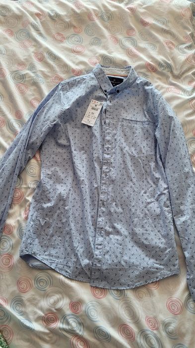 Vand camasi barbati diverse modele