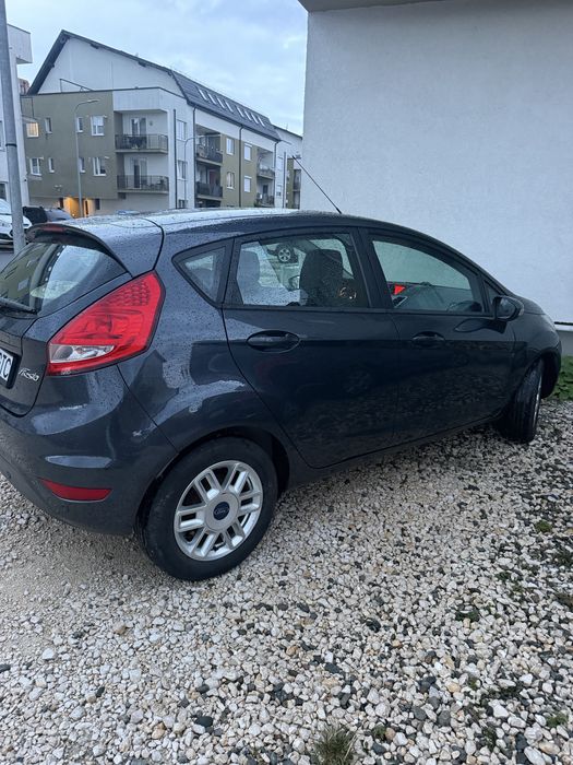 FORD Fiesta 2010 — imagine 2