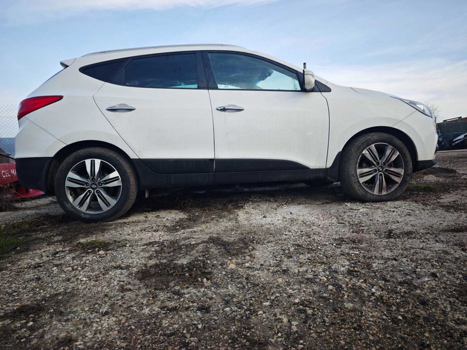 На части Huyndai IX35 1.7 CRDI 4wd автомат пали върви КП