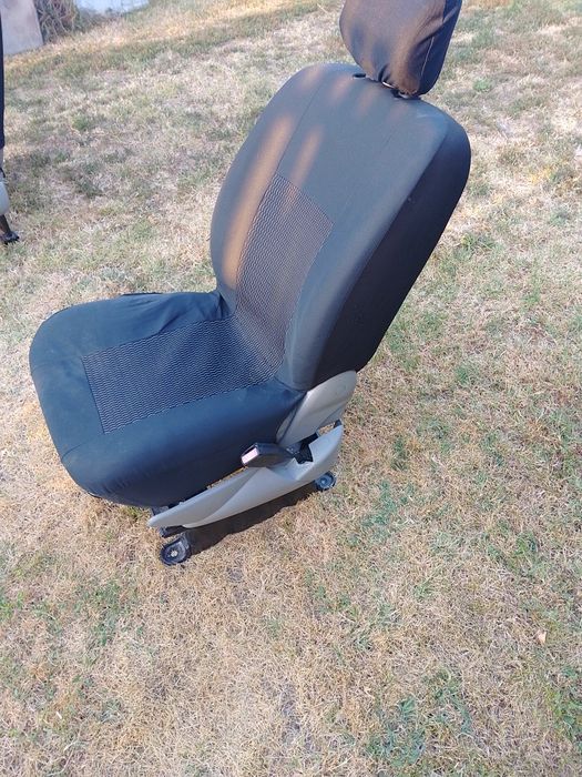 Седалка за Renault Trafic