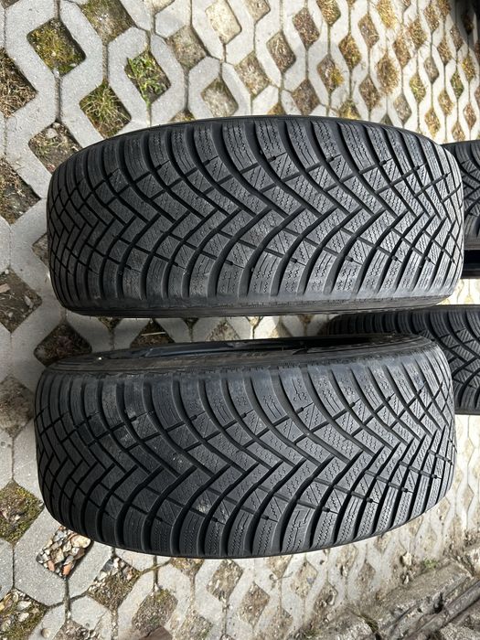 Anvelope M+S 225/55 R17