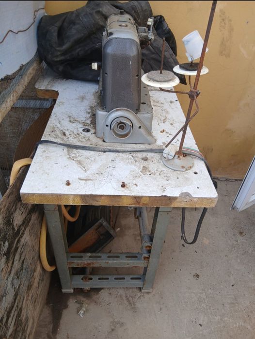 Швейная машинка.