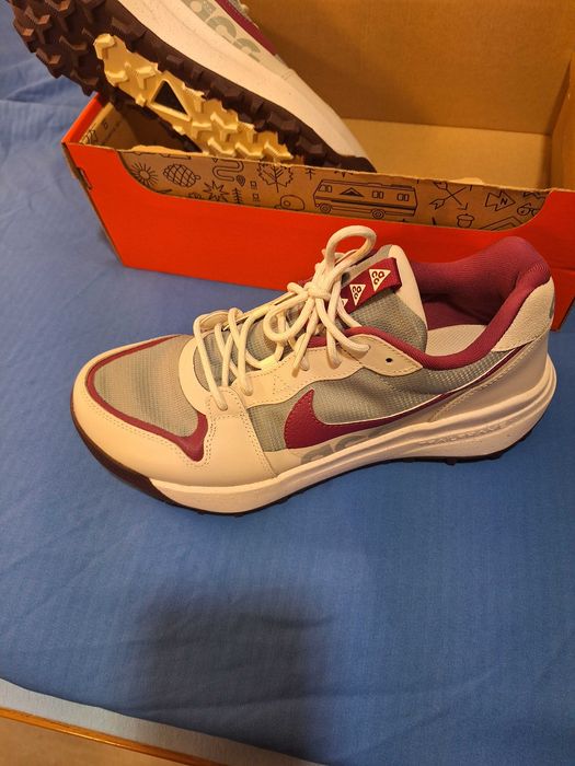 Чисто нови мъжки маратонки  NIKE ACG Lowcate