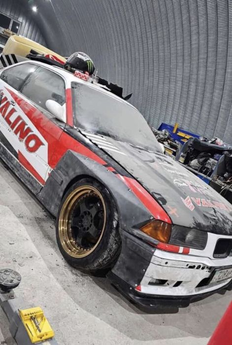 Расширение рокет банни на бмв е36