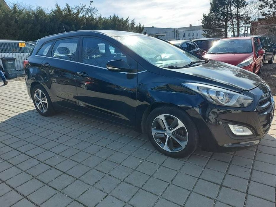 Хюндай и30 1.6 дизел автоматик 2016г. На части